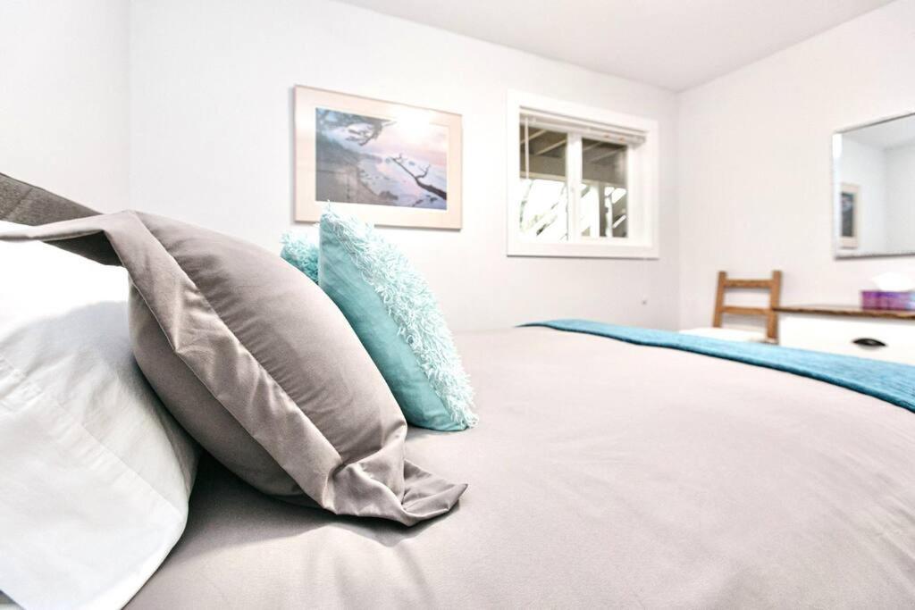 Ferienwohnung Esquimalt Lagoon Life Victoria Exterior foto